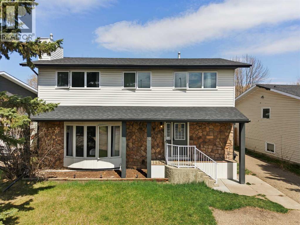 MLS® listing #29738490 for sale located at 10 Blackstone Avenue