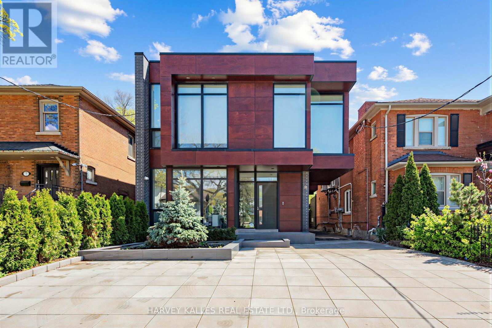 MLS® listing #29738733 for sale located at 5 BRAEMAR AVENUE