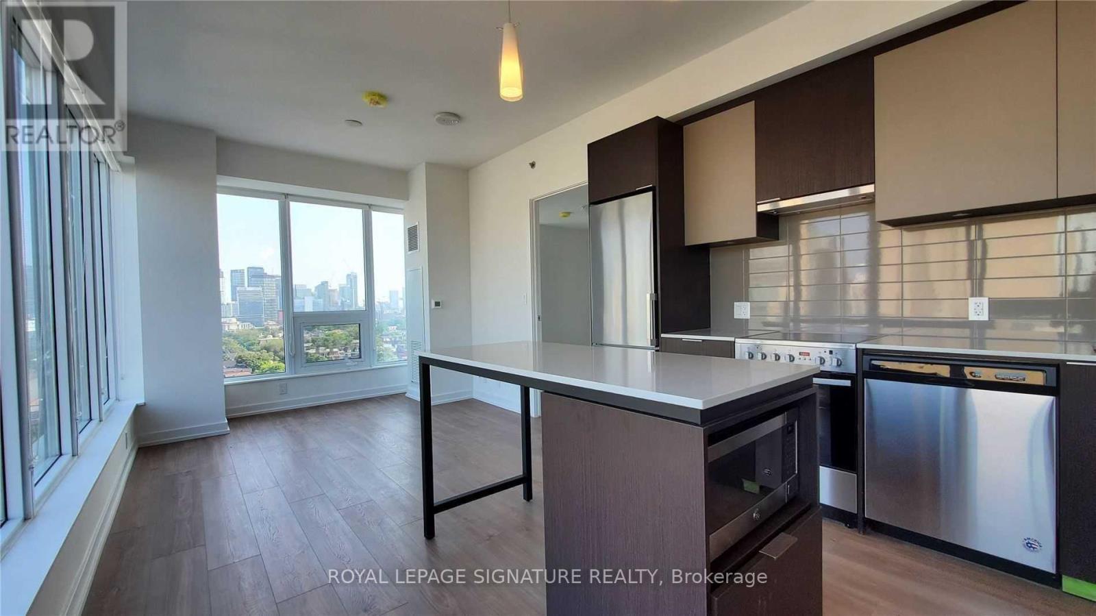 MLS® listing #29738755 for sale located at 1108 - 203 COLLEGE STREET