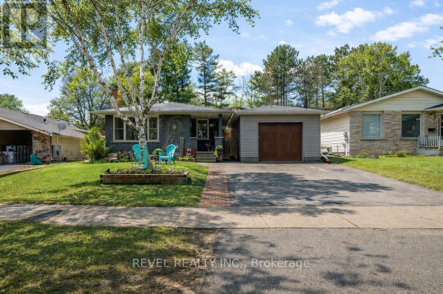 MLS® listing #29739603 for sale located at 102 CENTURY HILL DRIVE