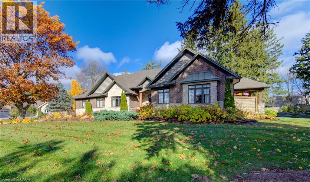 MLS® listing #29739726 for sale located at 52 EDGEHILL Drive