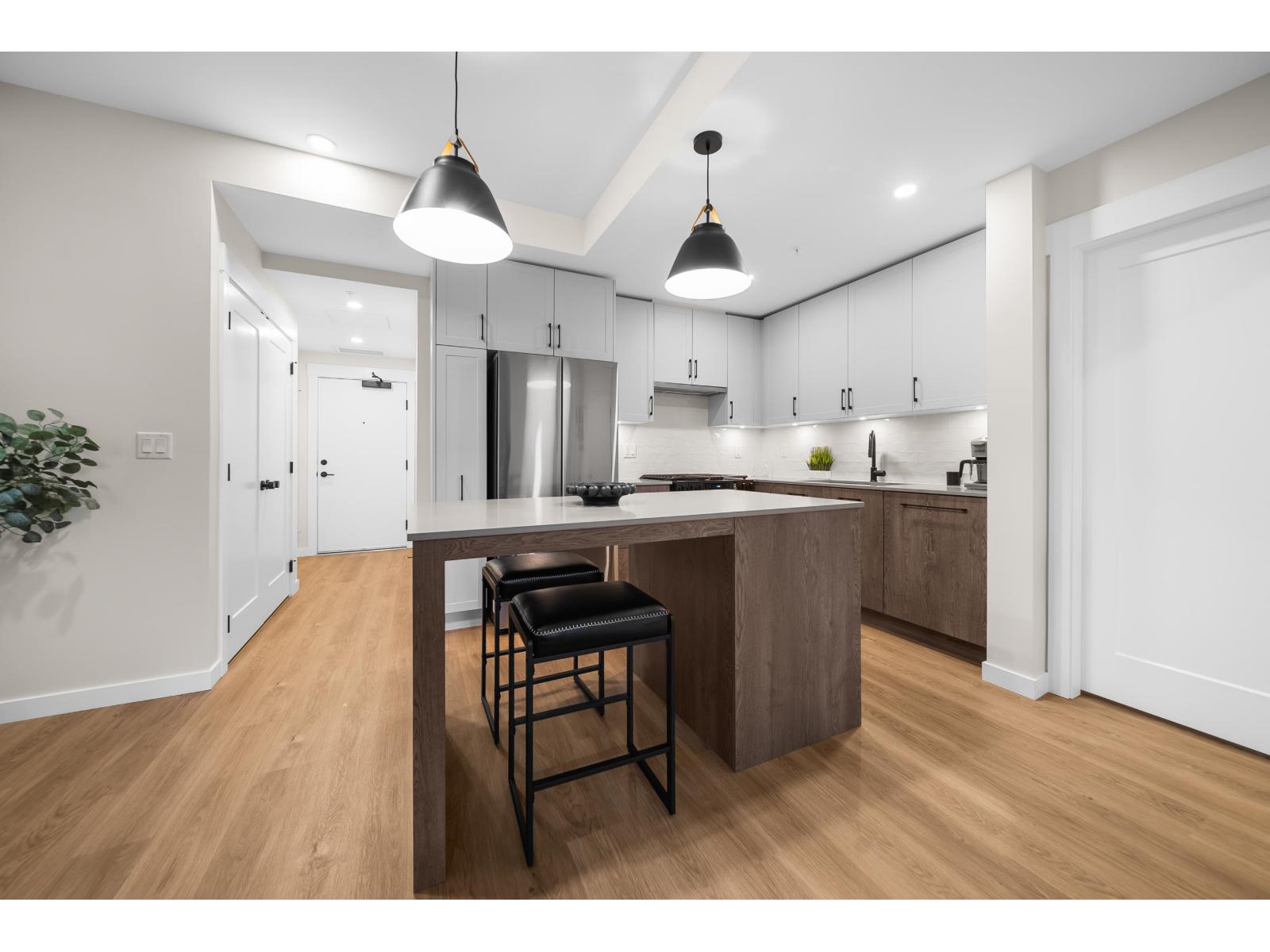 MLS® listing #29741152 for sale located at 201 27218 ALDERGROVE TOWN CENTRE DRIVE