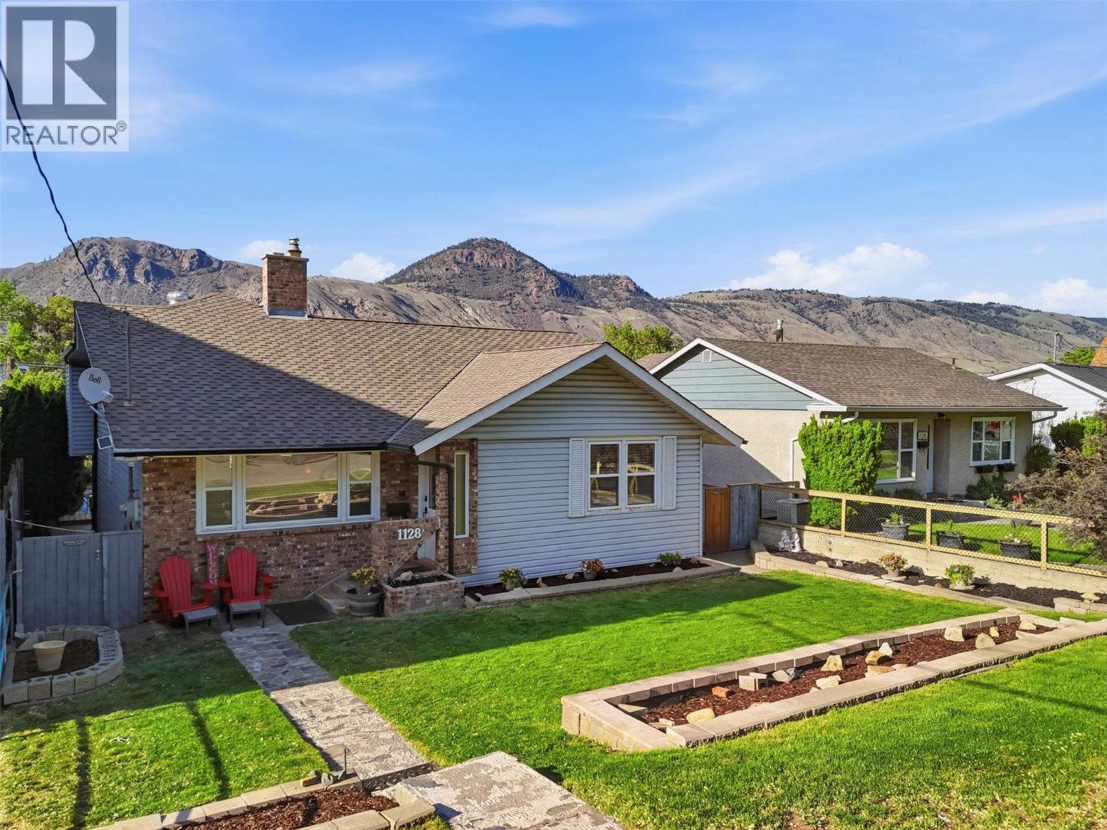 MLS® listing #29742396 for sale located at 1128 Nicola Street