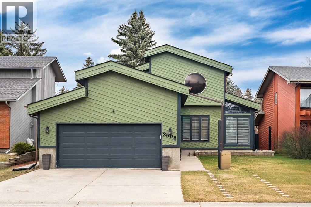 MLS® listing #29742713 for sale located at 2608 Deer side Drive SE