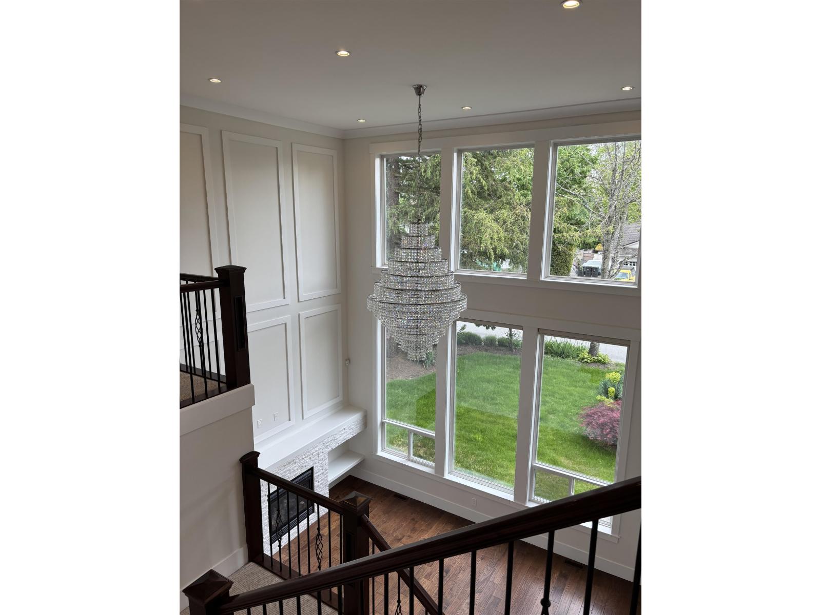MLS® listing #29743155 for sale located at 14093 19A AVENUE