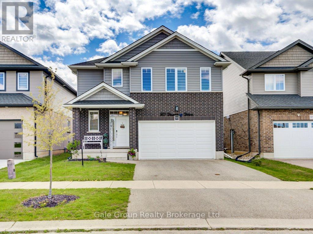 MLS® listing #29743649 for sale located at 971 DOWNING DRIVE