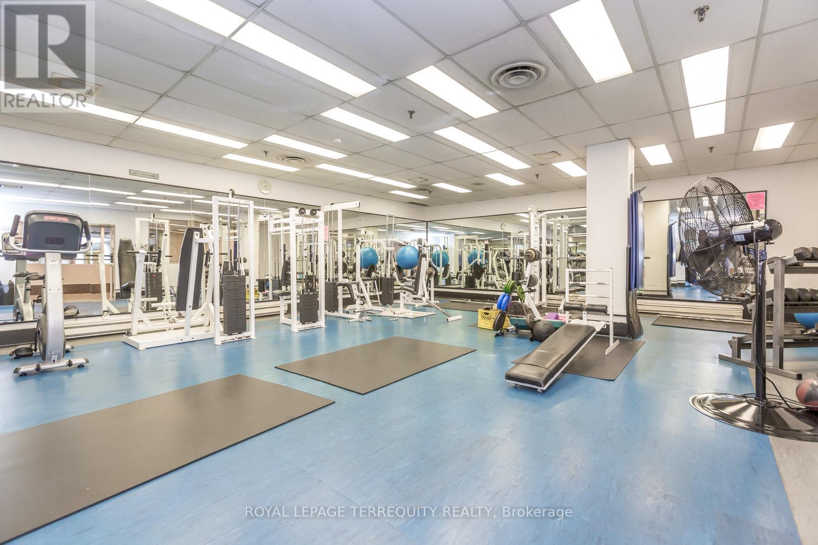 MLS® listing #29745022 for sale located at 919 - 711 BAY STREET