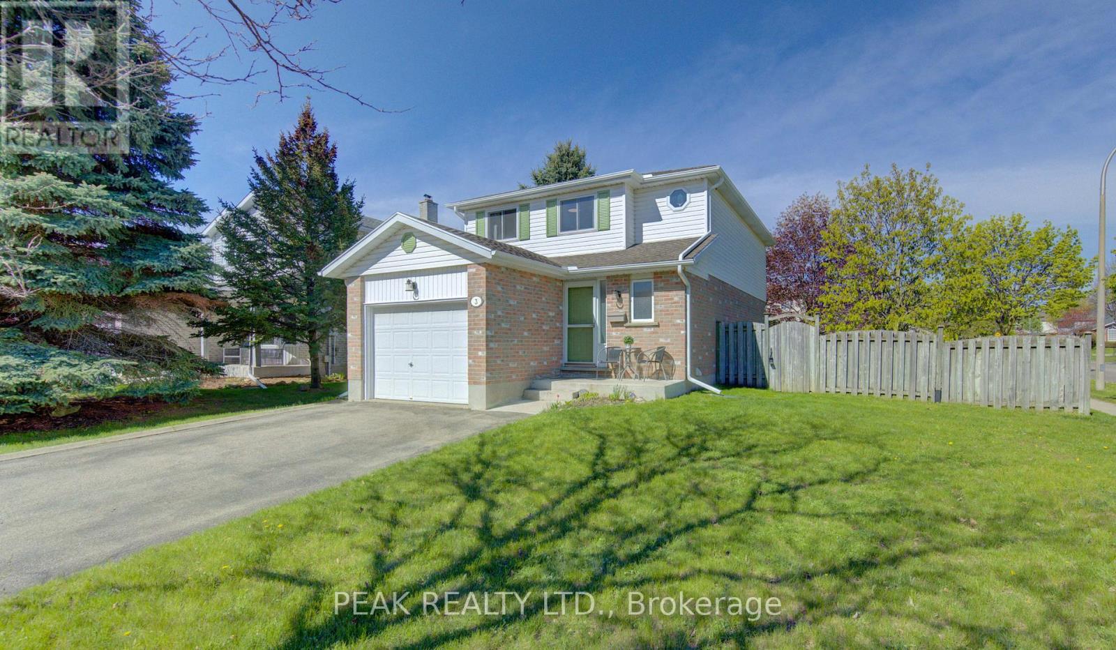 MLS® listing #29747360 for sale located at 3 MARLIS CRESCENT