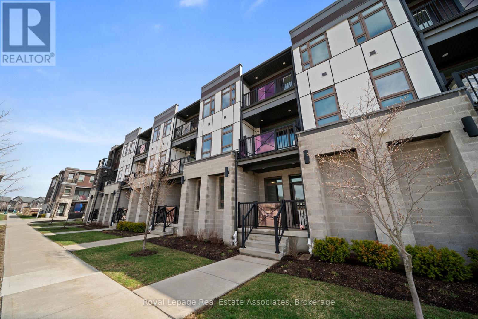 MLS® listing #29747936 for sale located at 2G - 155 THOMAS SLEE DRIVE