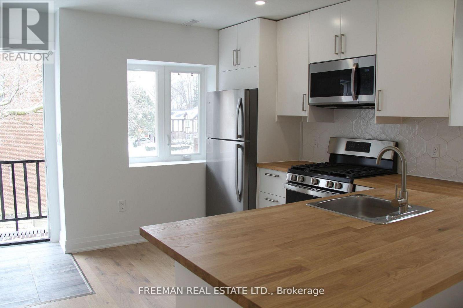 MLS® listing #29748563 for sale located at 2 - 3449 YONGE STREET