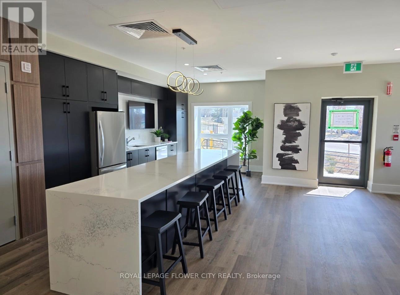 MLS® listing #29749472 for sale located at 102 - 1000 LACKNER PLACE N