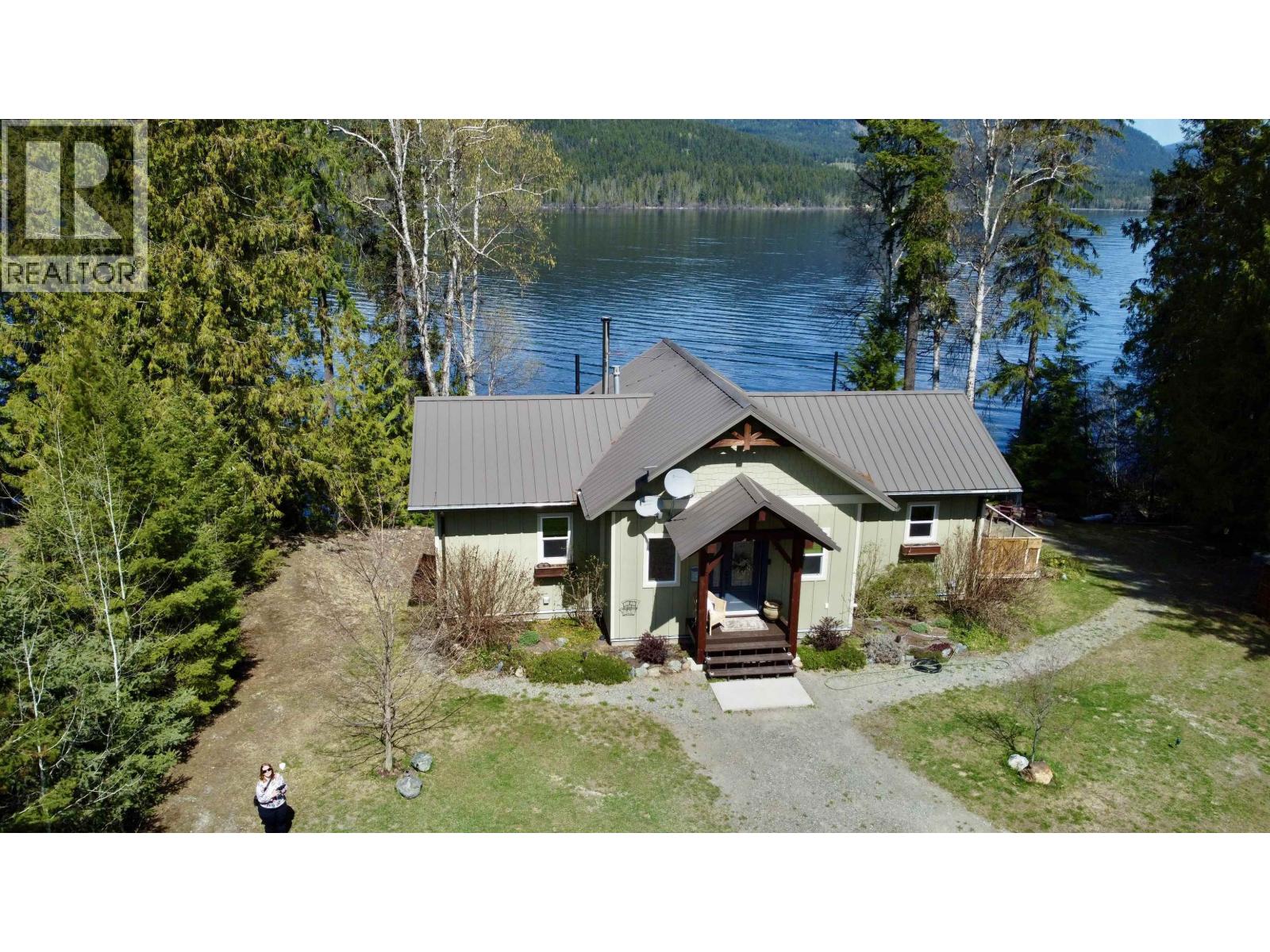 MLS® listing #29749657 for sale located at 8989 S MAHOOD LAKE ROAD