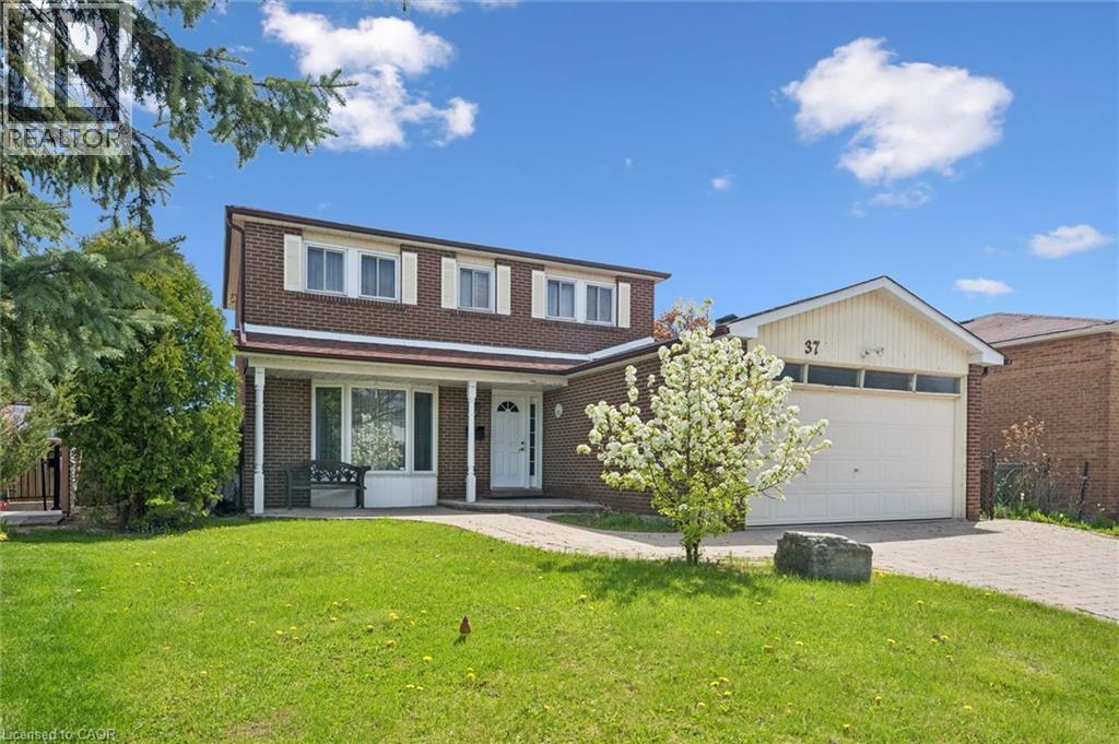 MLS® listing #29750062 for sale located at 37 MOFFATT Avenue