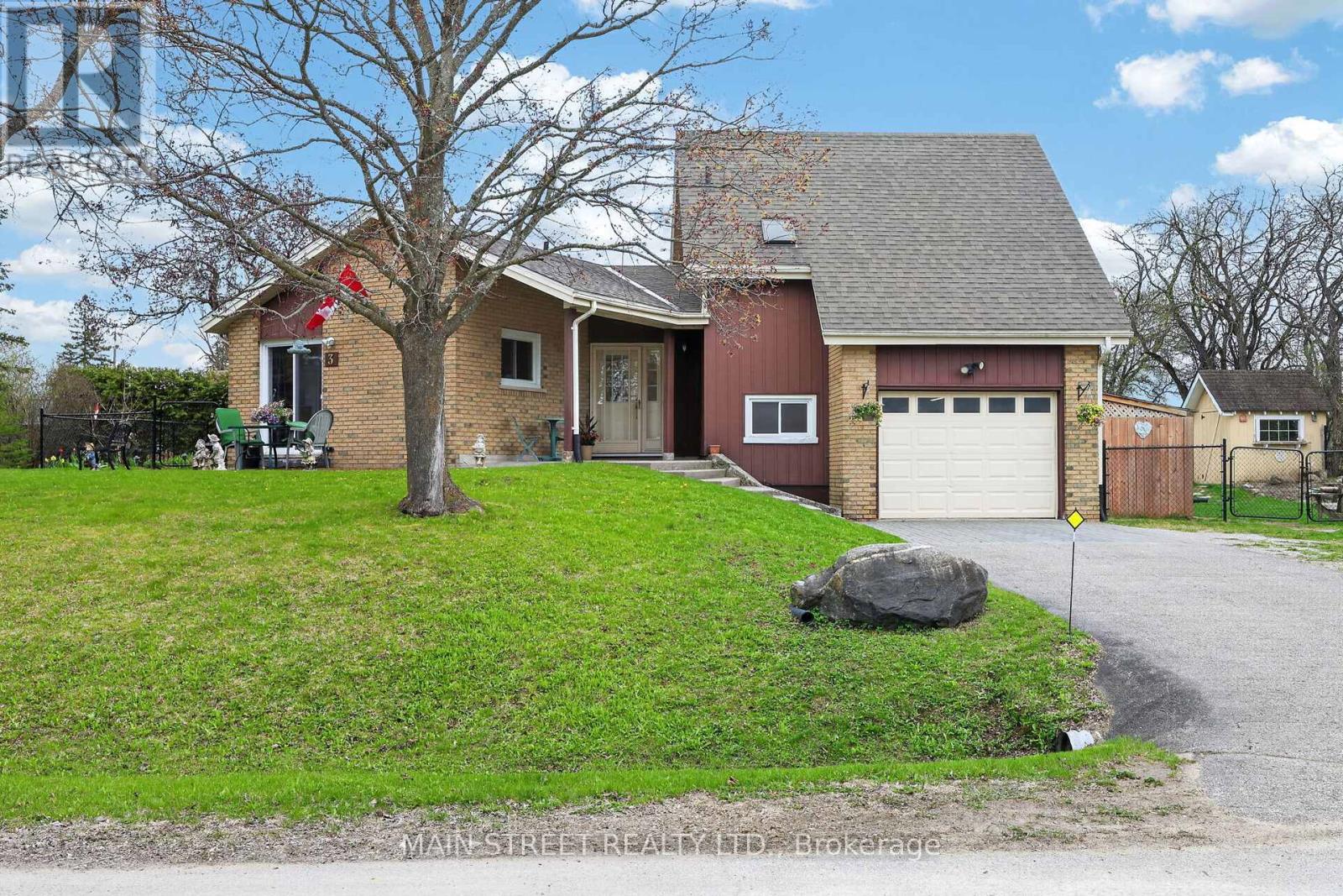 MLS® listing #29750138 for sale located at 3 MEADOWLANDS DRIVE