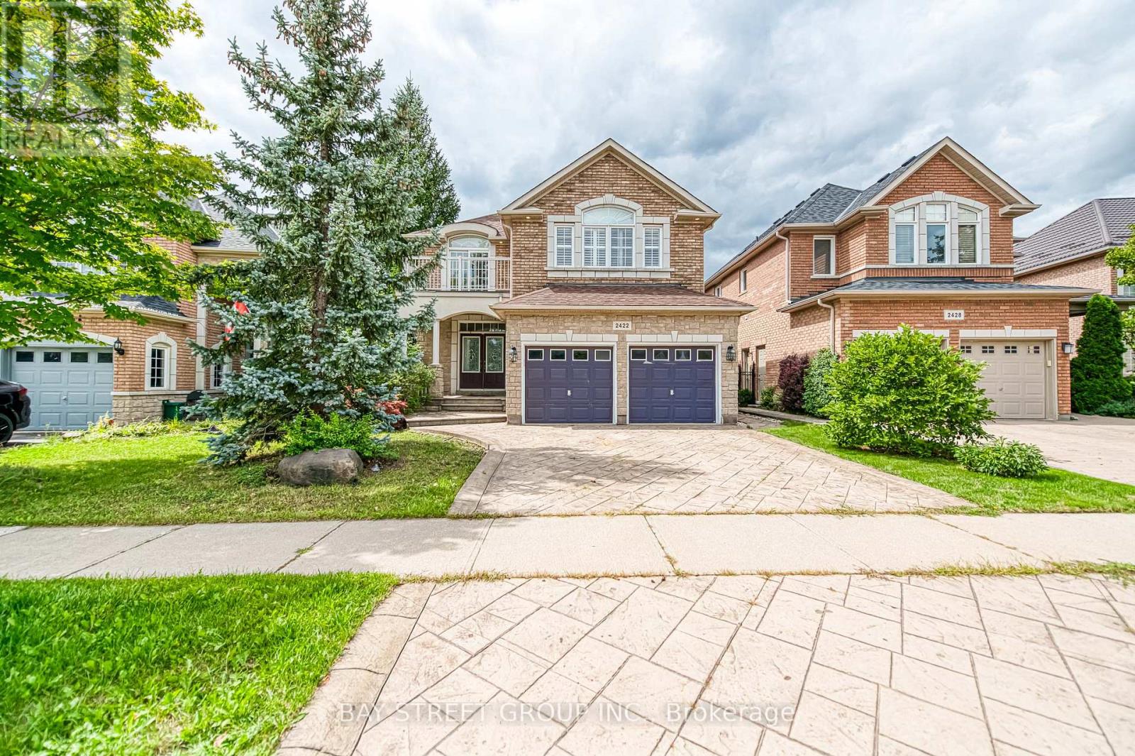 MLS® listing #29750148 for sale located at 2422 HERTFORDSHIRE WAY