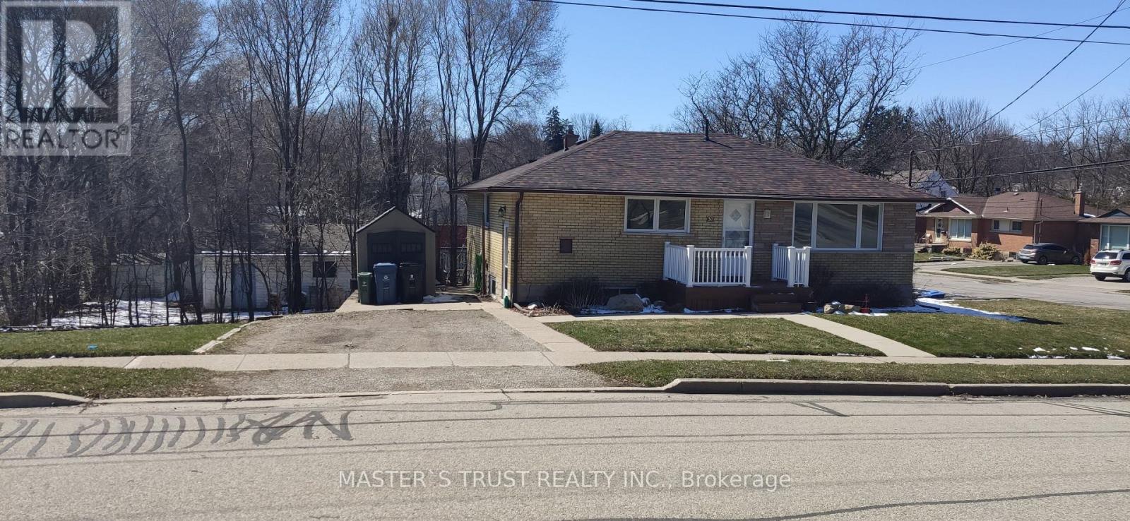 MLS® listing #29750154 for sale located at UPPER - 30 WILLIAM STREET