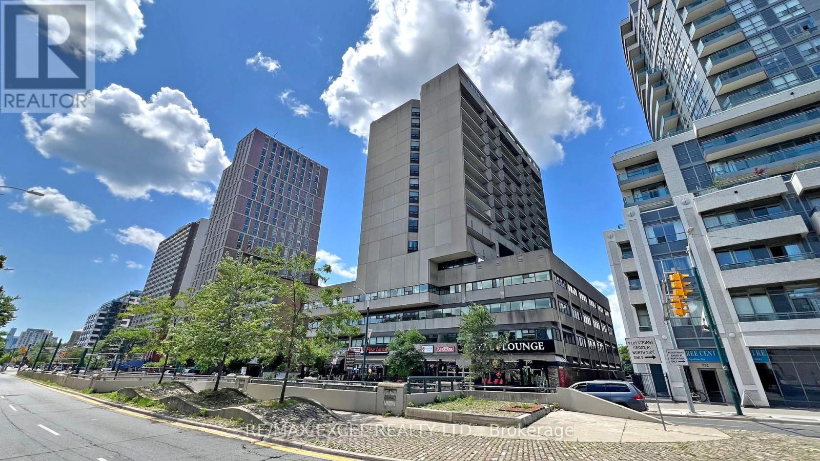MLS® listing #29750170 for sale located at 1605 - 720 SPADINA AVENUE