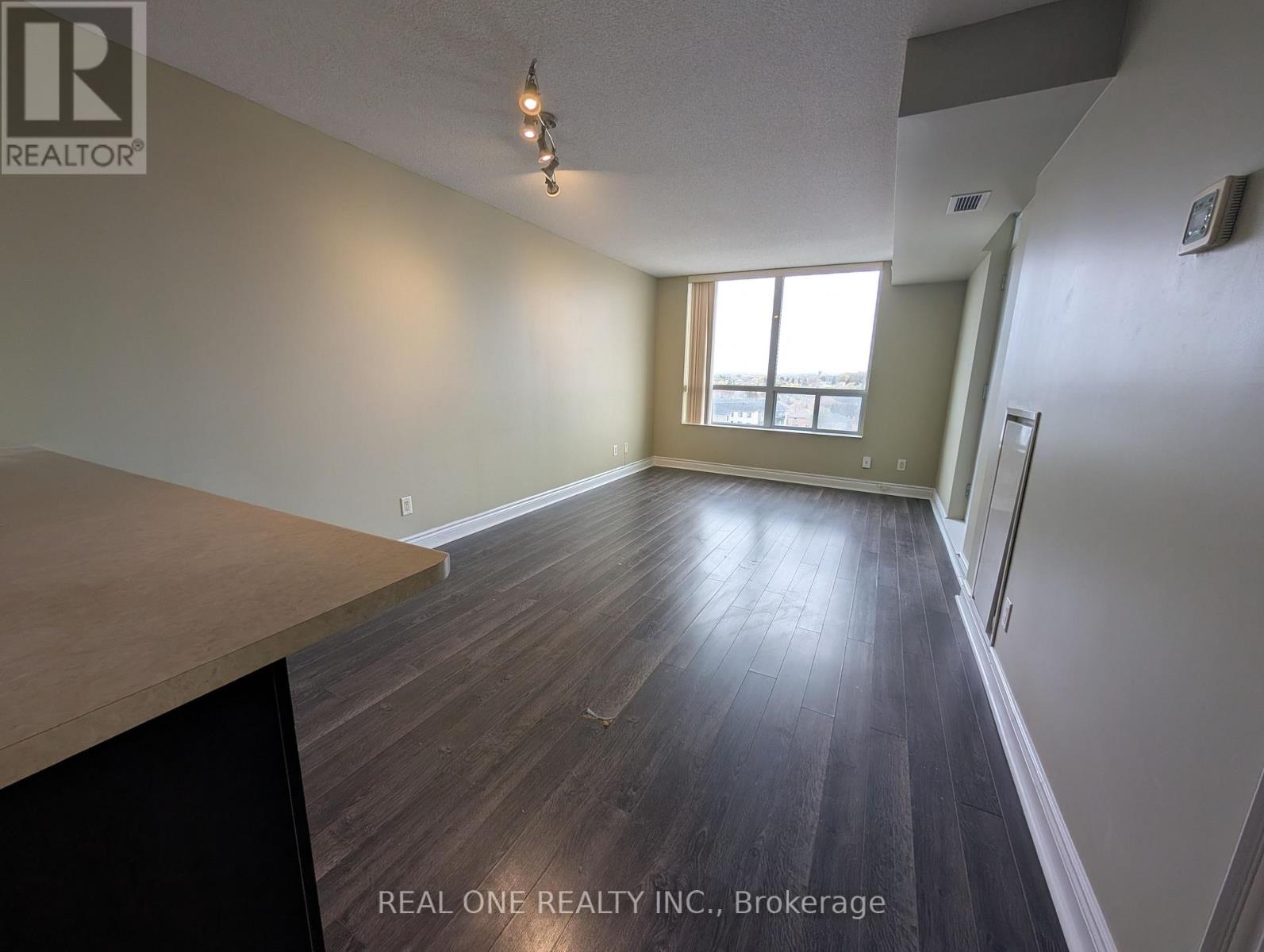MLS® listing #29750182 for sale located at 1001 - 88 TIMES AVENUE