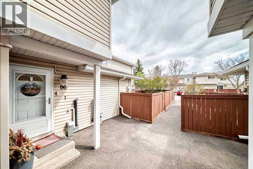 MLS® listing #29750374 for sale located at 86, 1155 Falconridge Drive NE