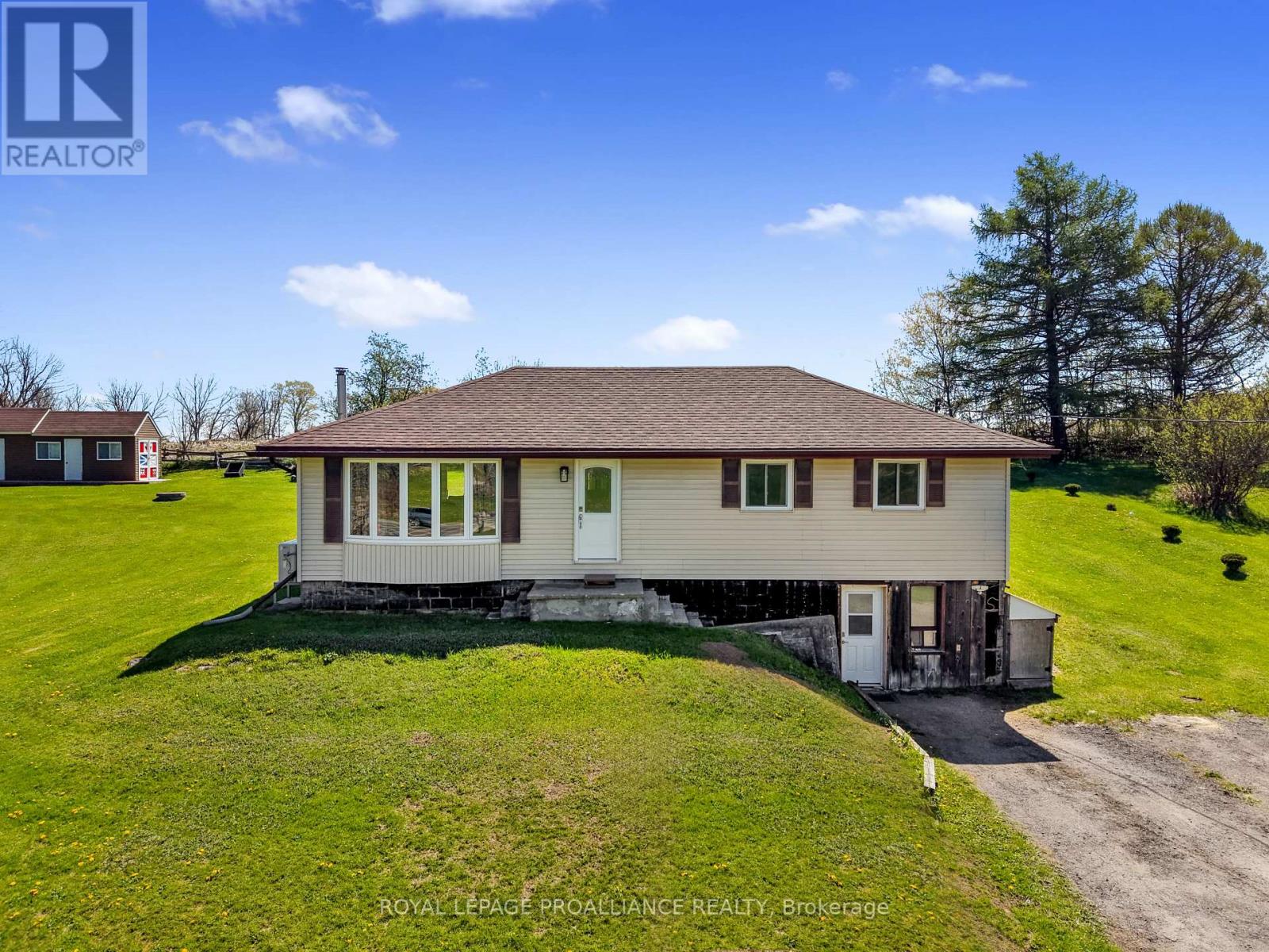 MLS® listing #29751550 for sale located at 7755 COUNTY 45 ROAD