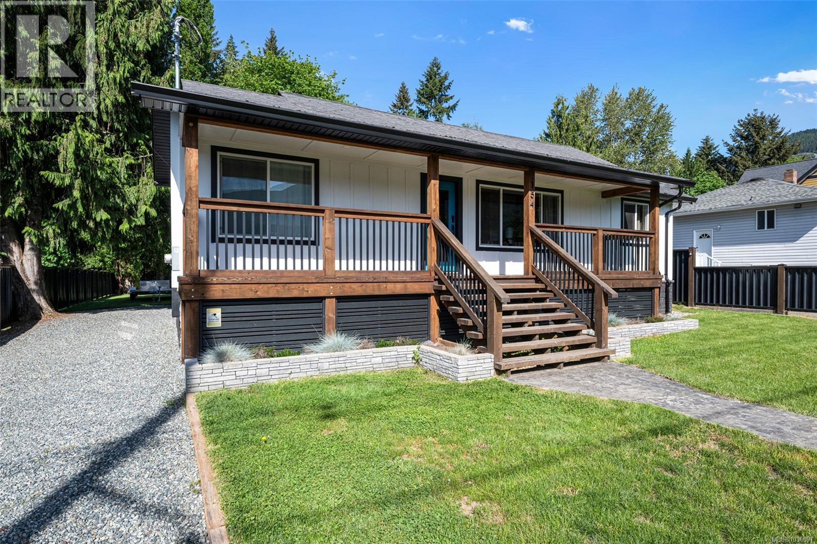 MLS® listing #29751954 for sale located at 154 MacDonald Rd