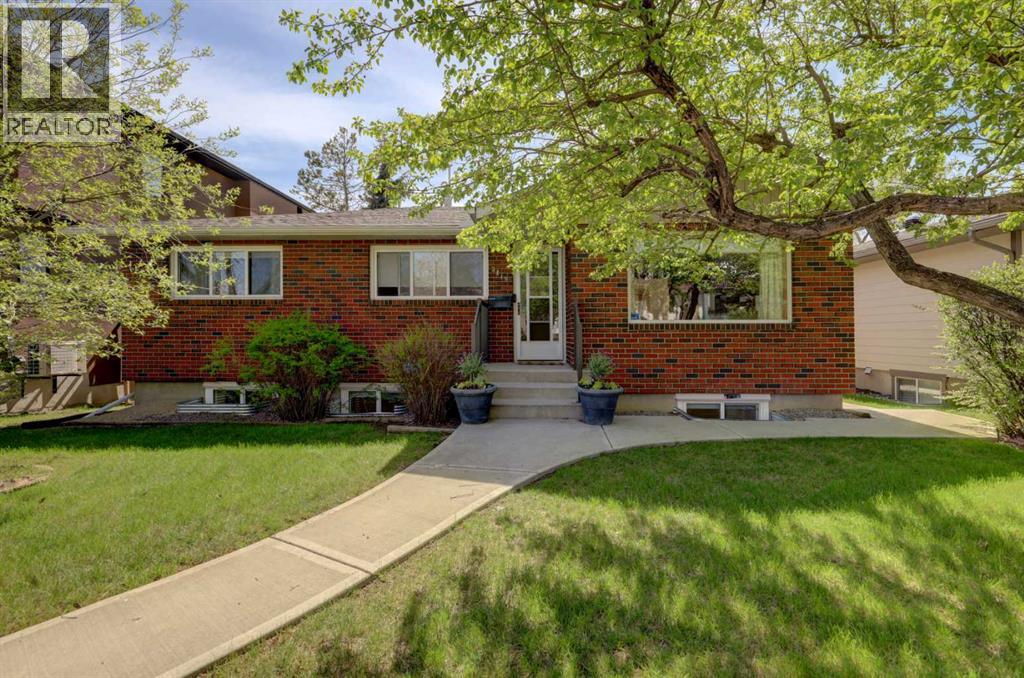 MLS® listing #29753126 for sale located at 3419 Morley Trail NW
