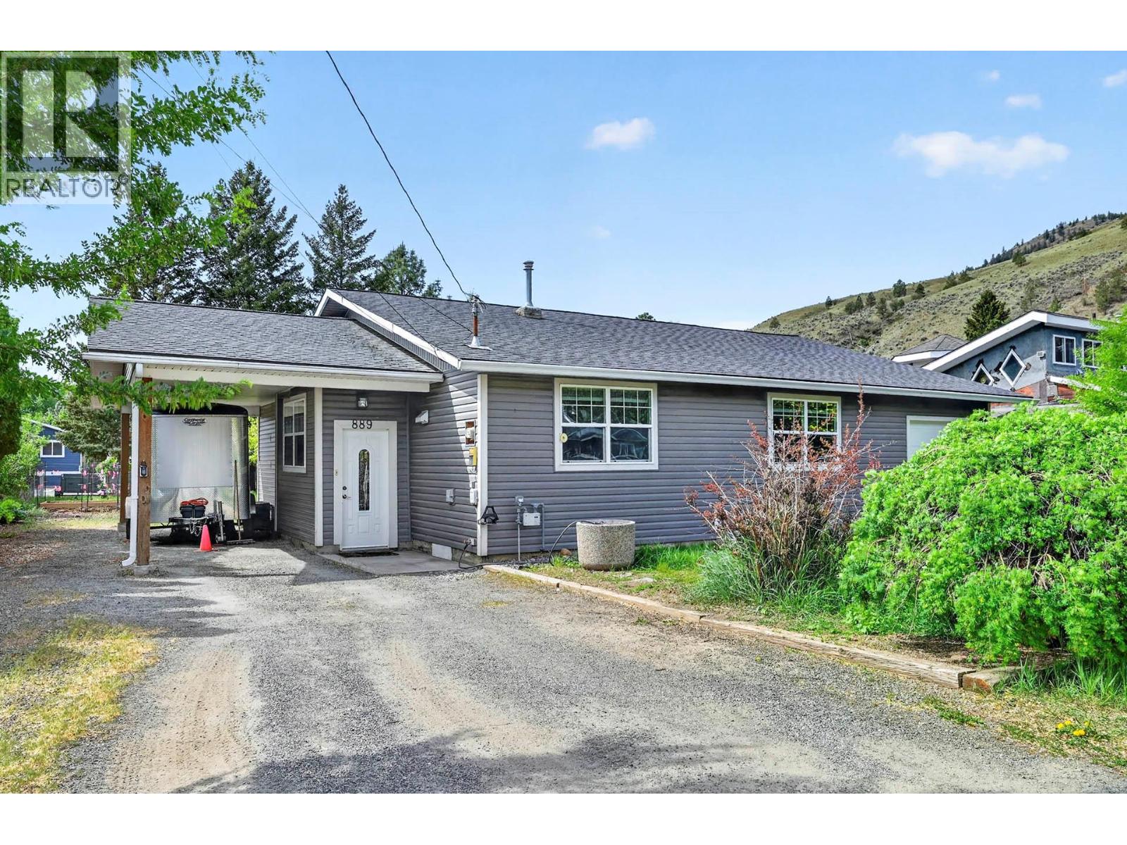 MLS® listing #29753445 for sale located at 889 ELDER Road