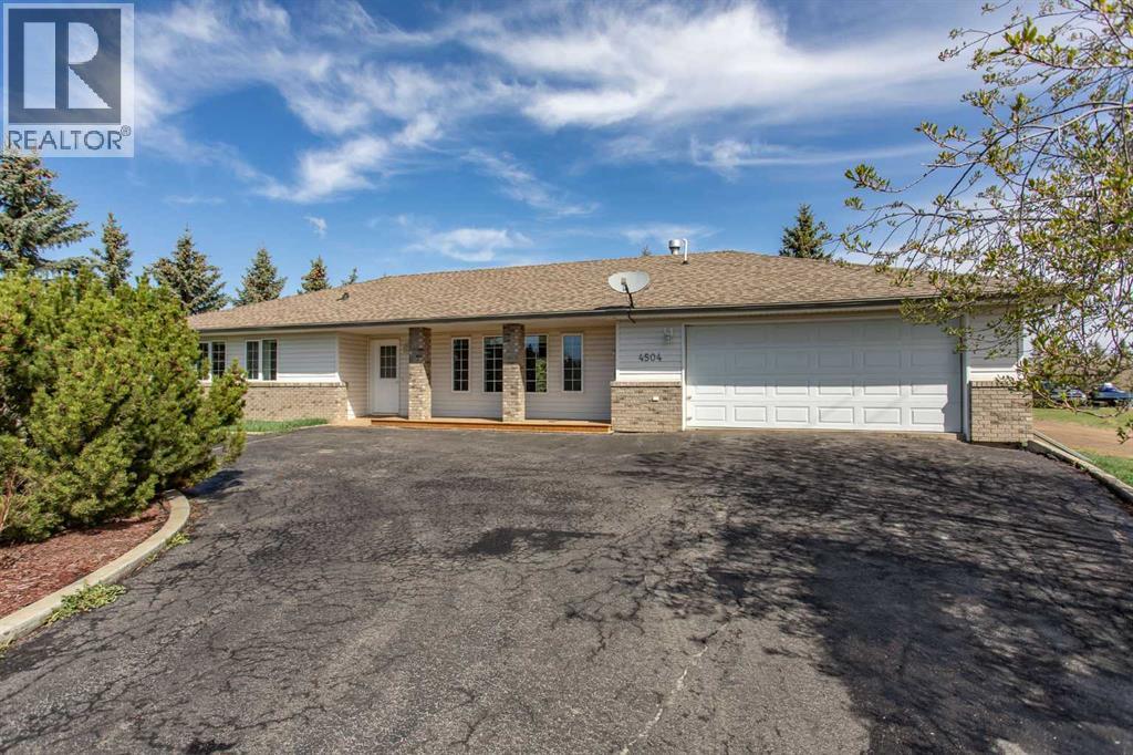 MLS® listing #29754073 for sale located at 4504 45 Avenue