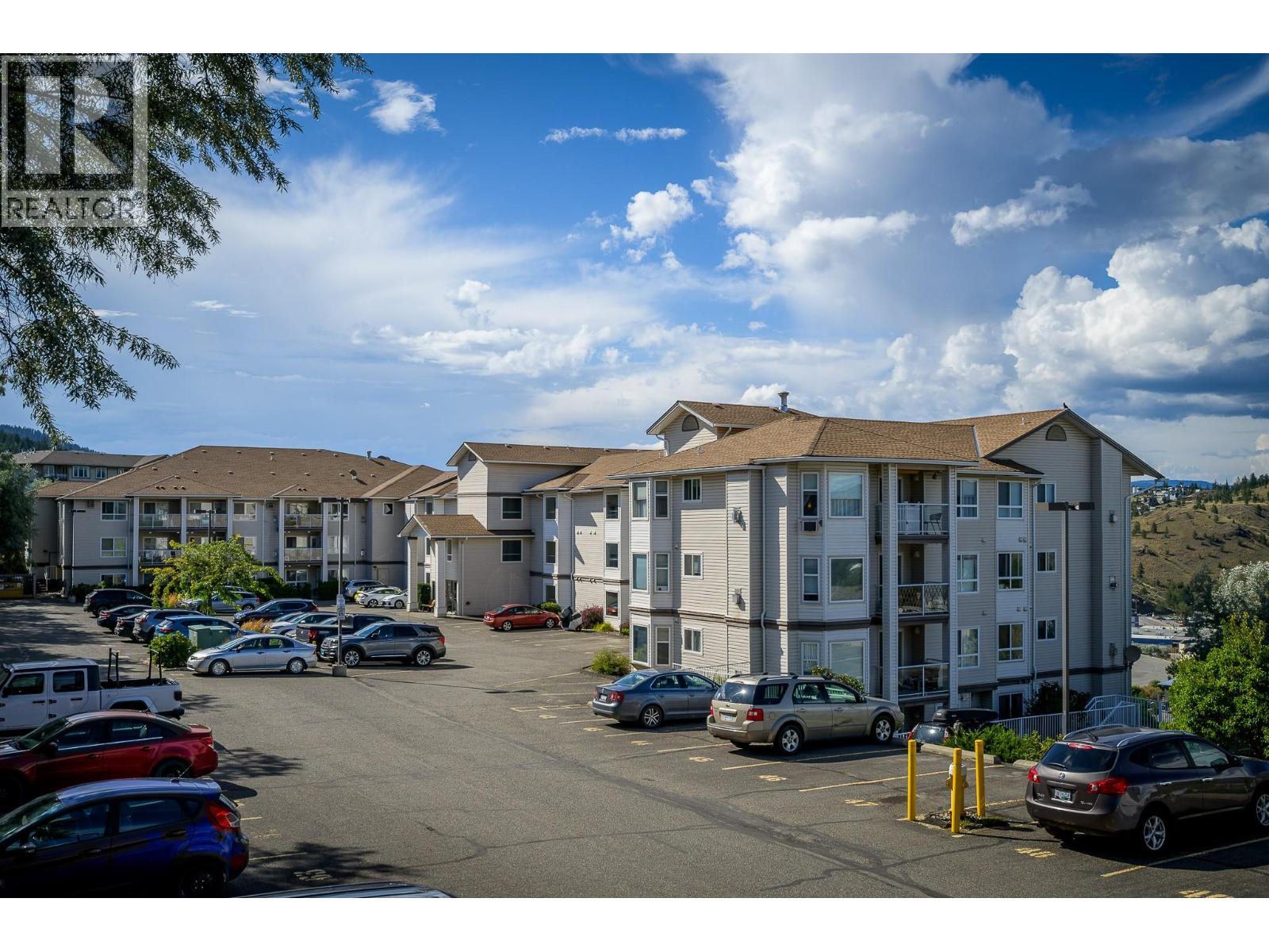 MLS® listing #29756074 for sale located at 1120 HUGH ALLAN Drive Unit# 411