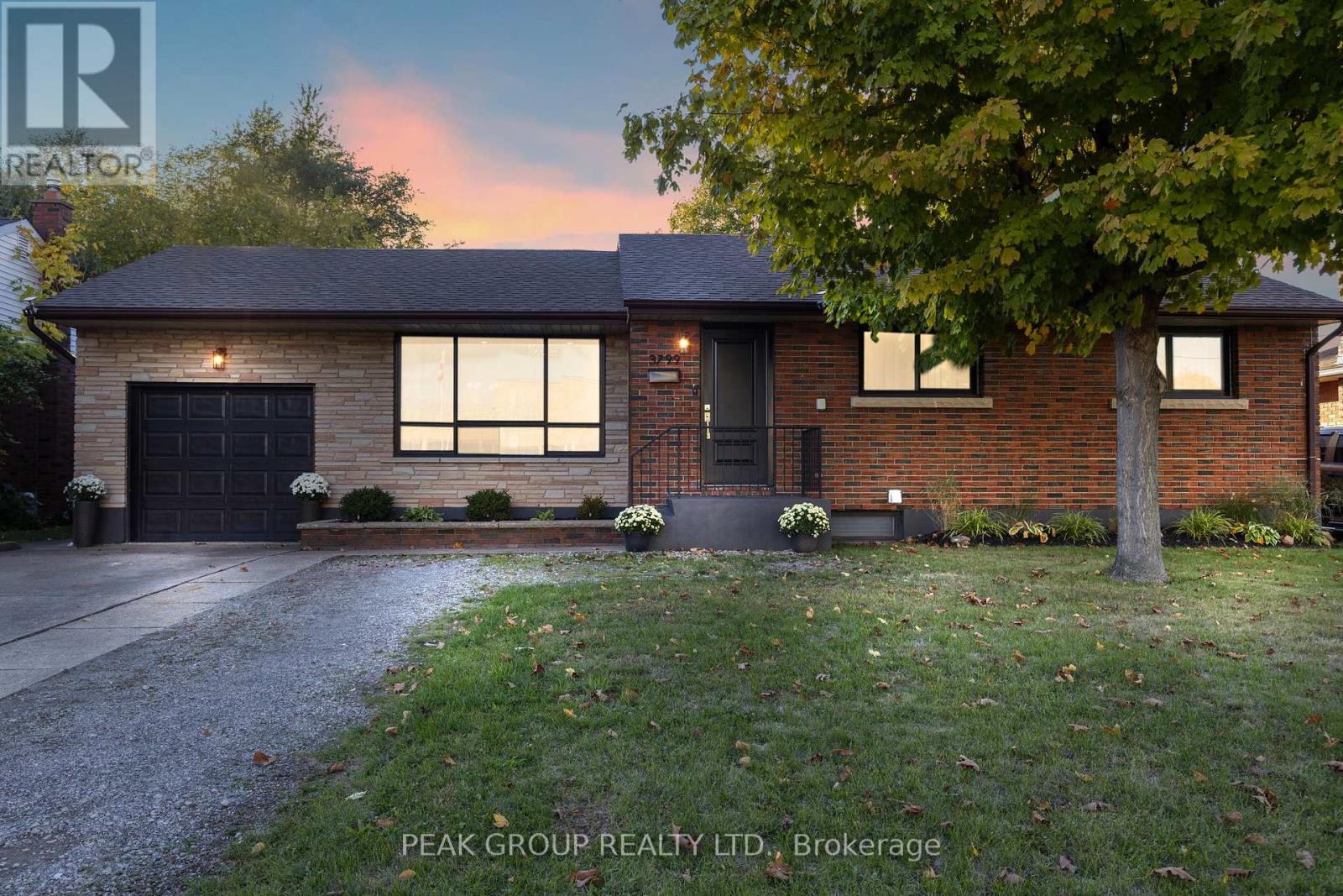 MLS® listing #29756203 for sale located at 3799 WINDERMERE ROAD