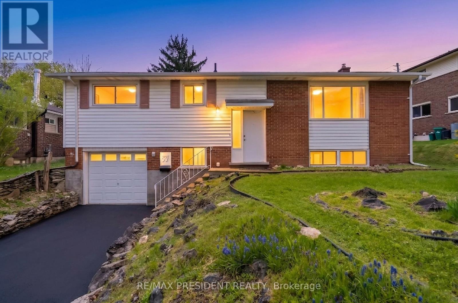 MLS® listing #29757230 for sale located at 57 HIGH STREET