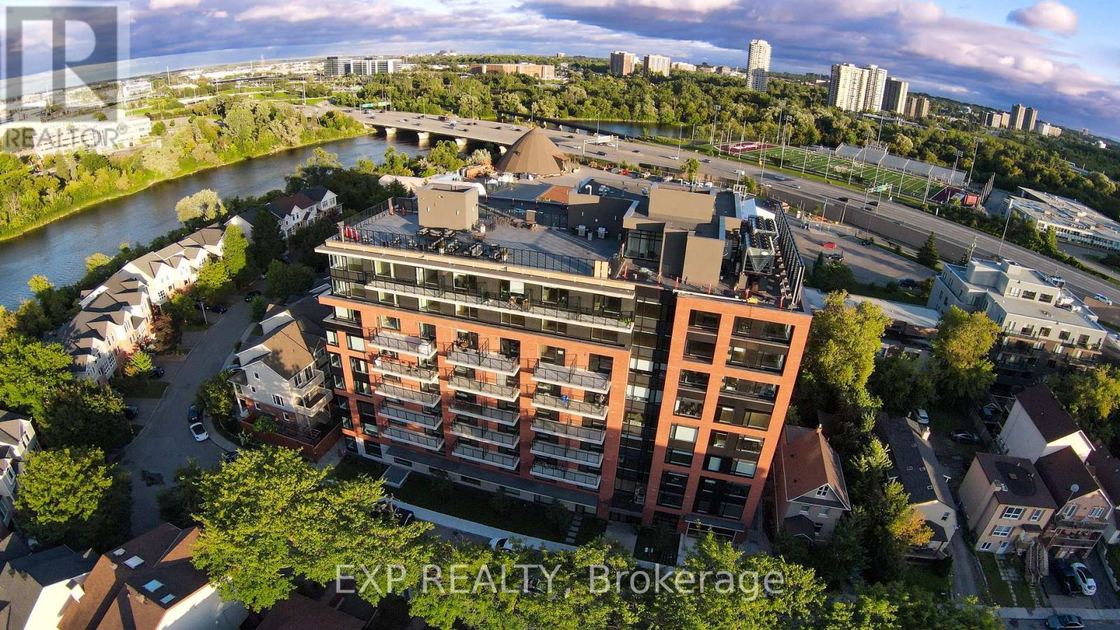 MLS® listing #29757394 for sale located at 402 - 36 ROBINSON AVENUE