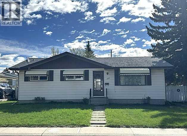 MLS® listing #29757434 for sale located at 1628 Rouleau Crescent SE