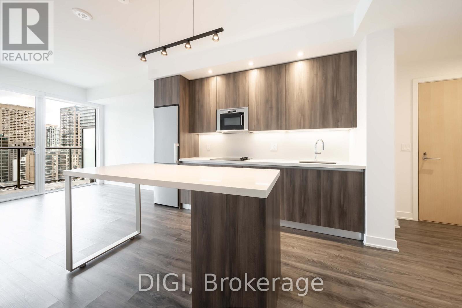 MLS® listing #29757577 for sale located at 307 - 8 GLOUCESTER STREET