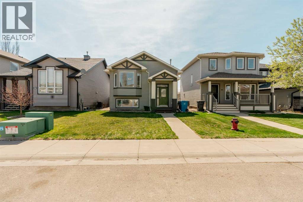 MLS® listing #29757647 for sale located at 306 Keystone Lane W