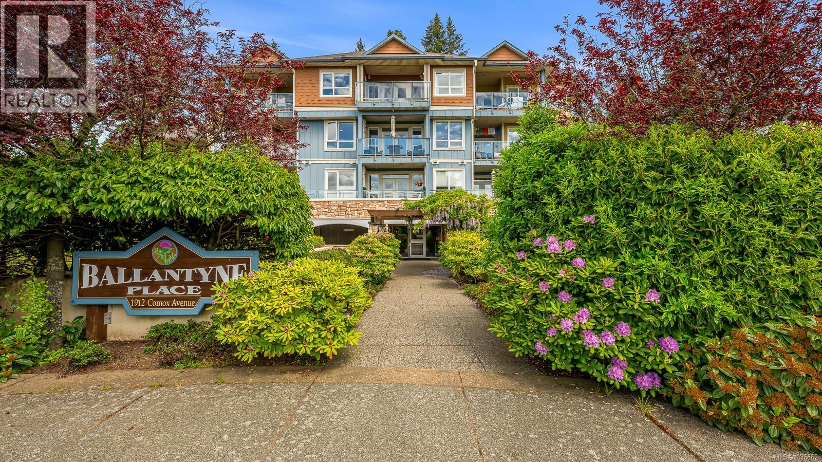 MLS® listing #29757678 for sale located at 303 1912 Comox Ave