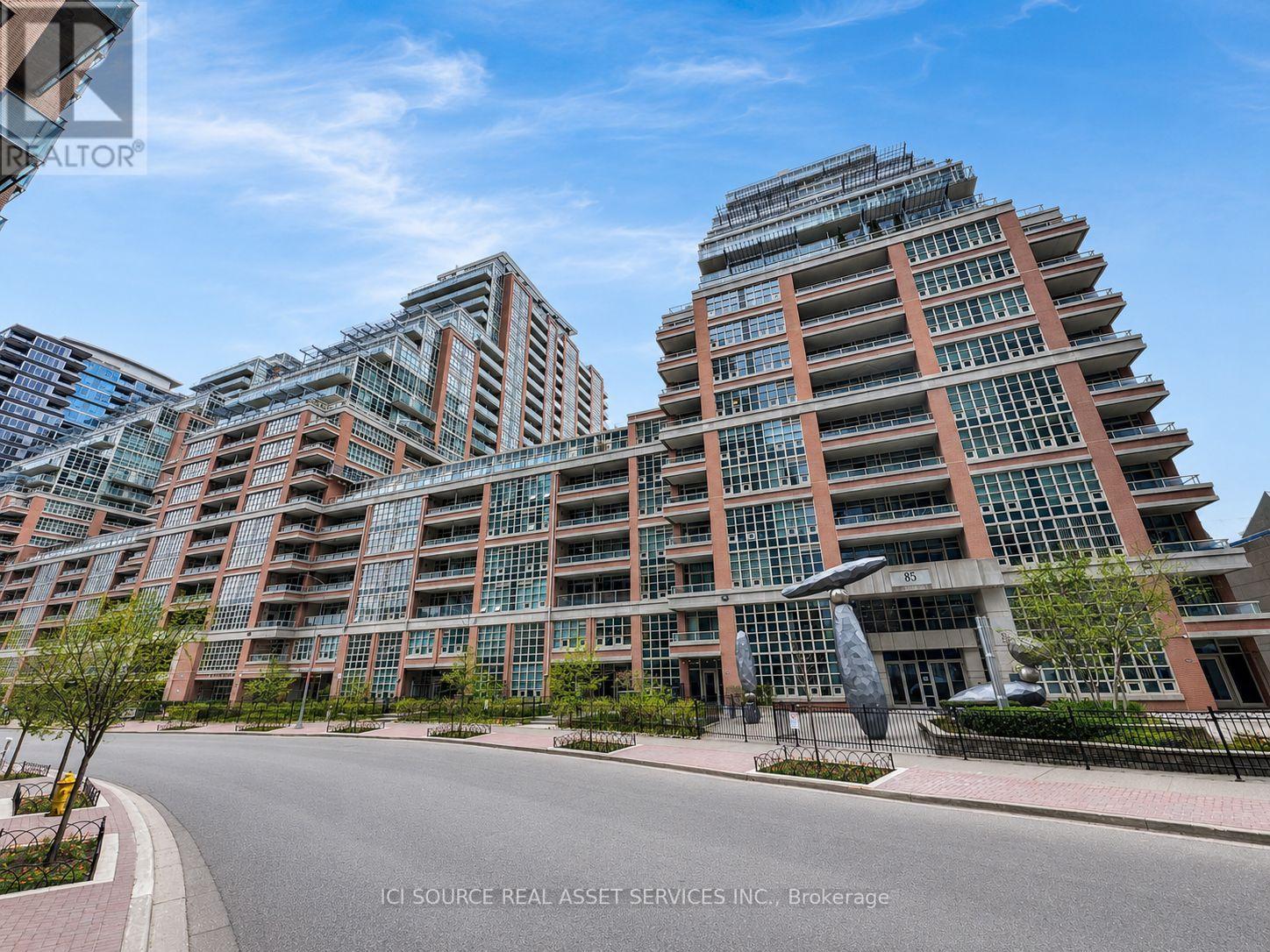 MLS® listing #29758113 for sale located at 725 - 85 EAST LIBERTY STREET