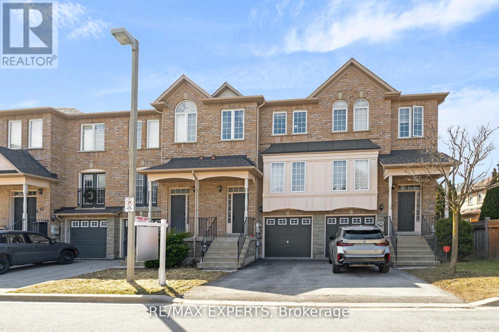 MLS® listing #29758183 for sale located at 61 - 19 FOXCHASE AVENUE