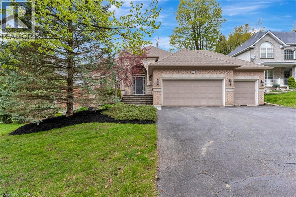 MLS® listing #29758617 for sale located at 18 WOODMANS Court