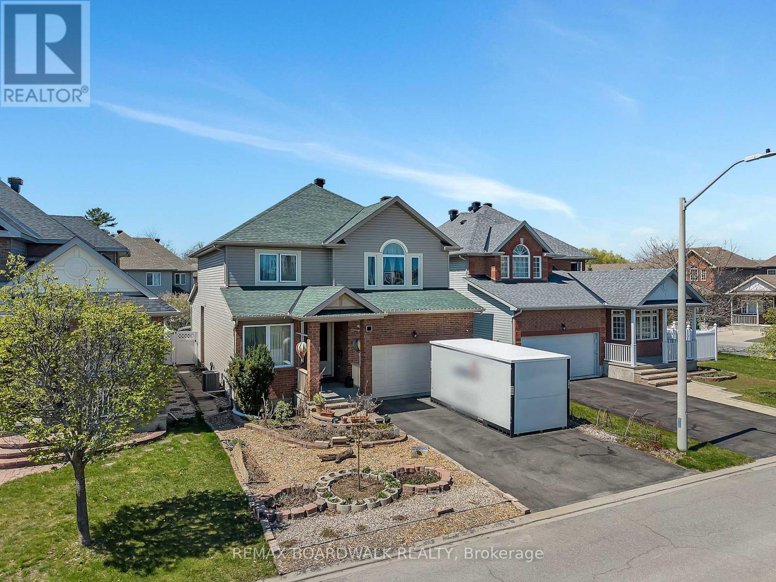 MLS® listing #29759100 for sale located at 102 MOSSWOOD COURT