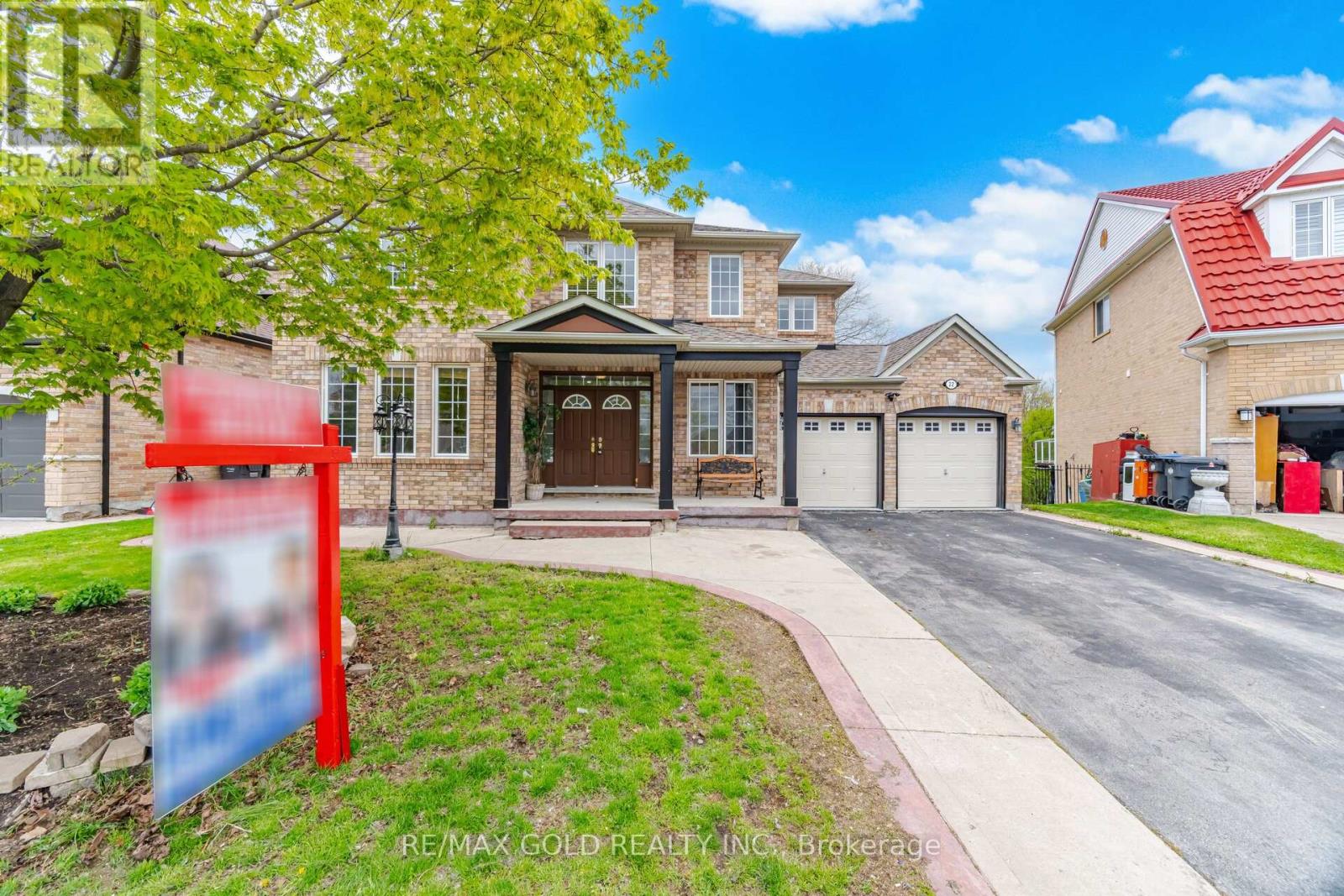 MLS® listing #29759112 for sale located at 22 COSMO COURT