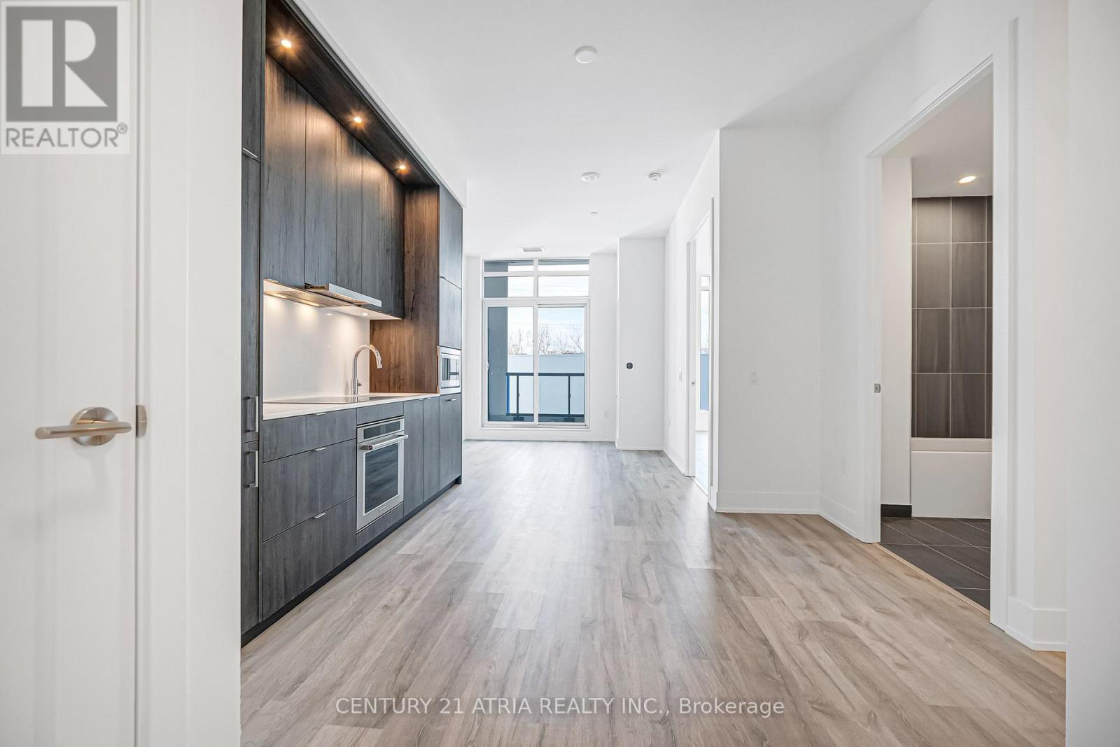 MLS® listing #29759814 for sale located at 206 - 858 DUPONT STREET
