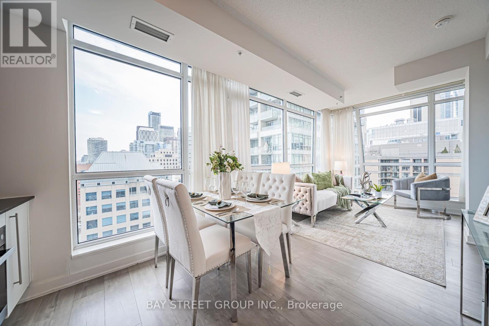 MLS® listing #29763700 for sale located at 1502 - 30 NELSON STREET