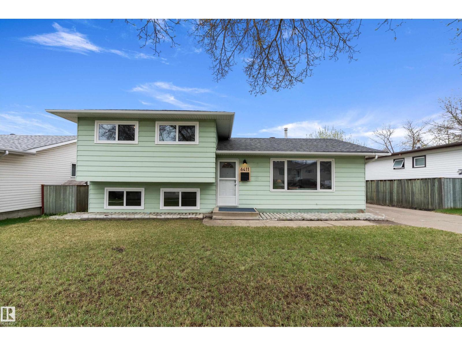 MLS® listing #29763757 for sale located at 6411 152A AV NW