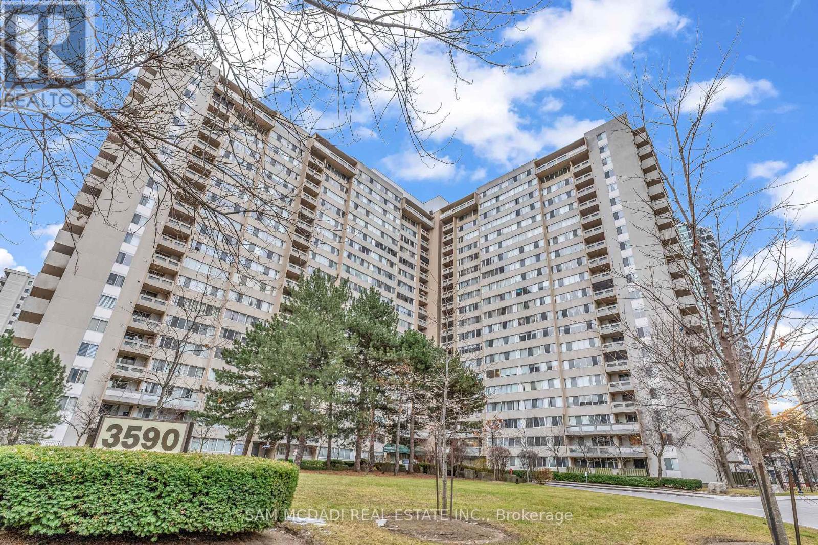 MLS® listing #29764382 for sale located at 605 - 3590 KANEFF CRESCENT