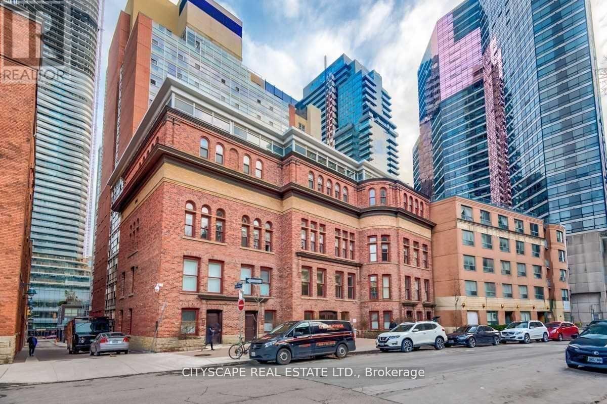 MLS® listing #29765371 for sale located at 1209 - 11 ST JOSEPH STREET