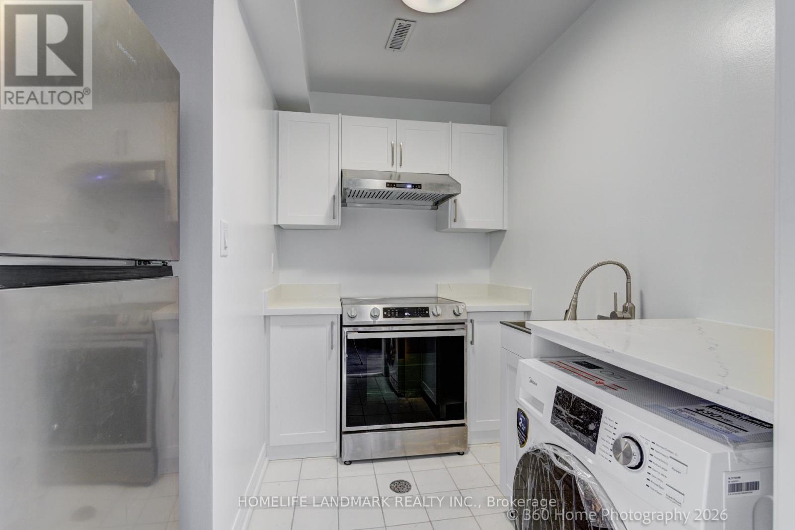 MLS® listing #29765391 for sale located at LOWER - 189 LEITCHCROFT CRESCENT