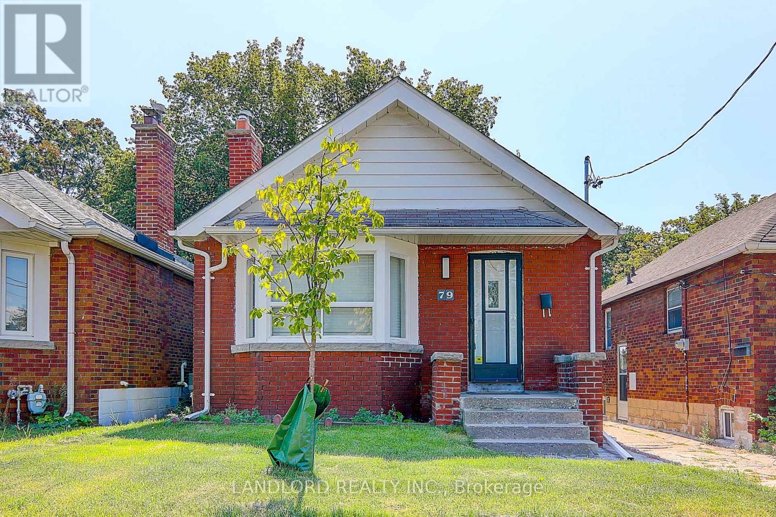 MLS® listing #29765551 for sale located at MAIN FL - 79 O'CONNOR DRIVE