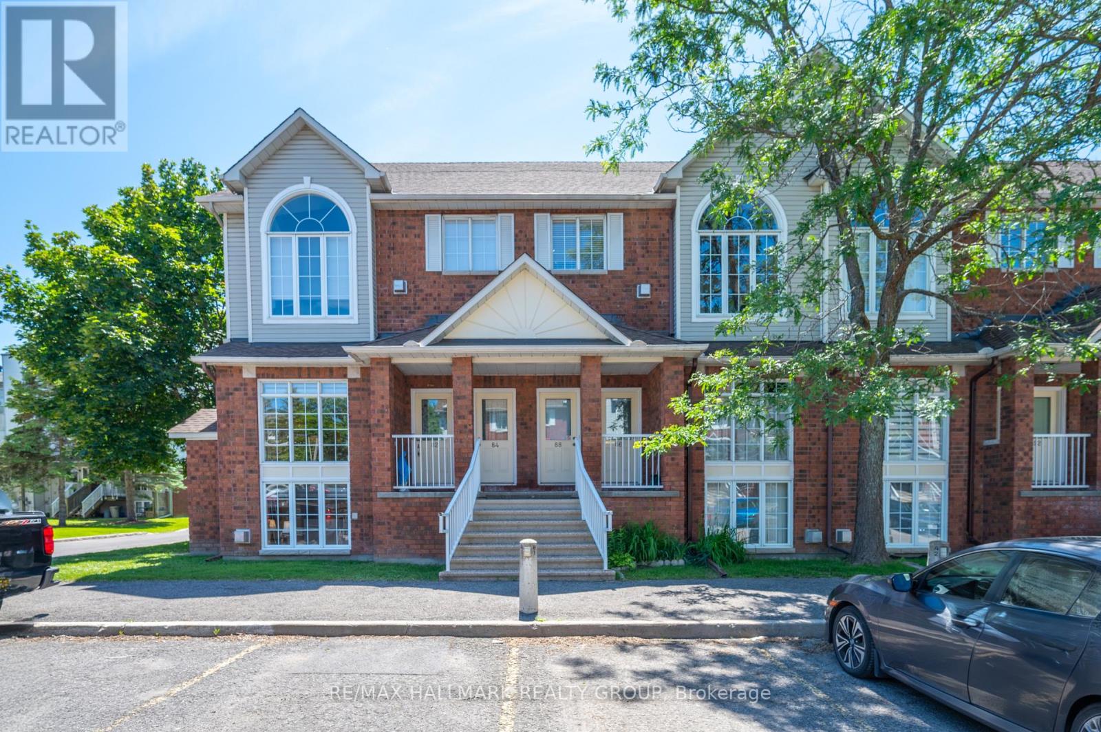 MLS® listing #29765569 for sale located at 1 - 82 BRISTON PRIVATE