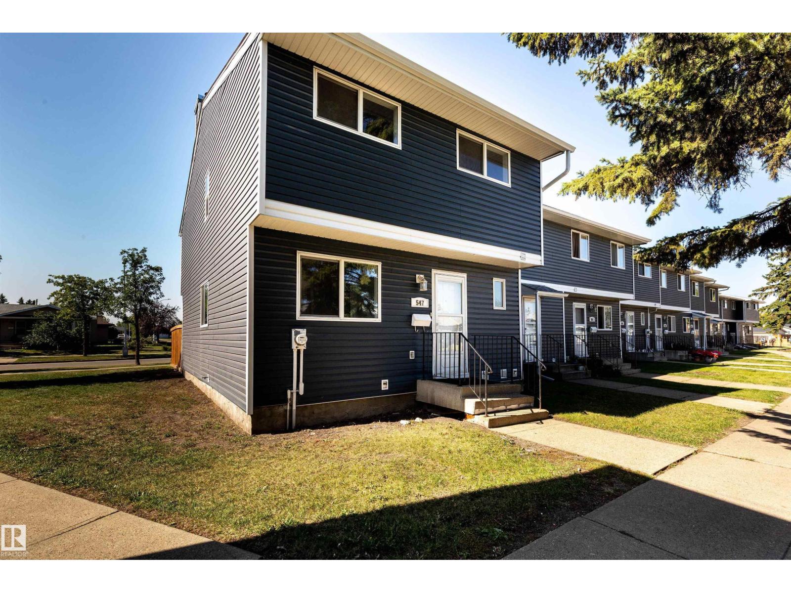 MLS® listing #29765777 for sale located at 547 DUNLUCE RD NW